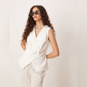 Abercrombie & Fitch Asymmetrical Tailored Linen Blend Vest White
